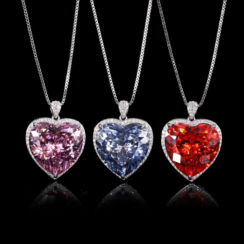 Women Accessories In Wholesale - Glänzend geschliffene Herz-Anhänger-Halskette für Frauen, 20